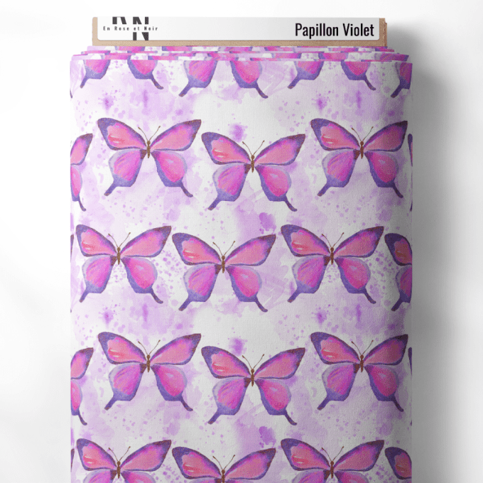 Tissu papillon violet