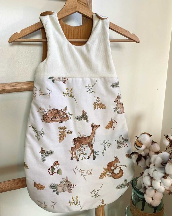Une nouvelle réalisation de Joli Fil d'Emilie avec le tissu écureuil biche lapin.