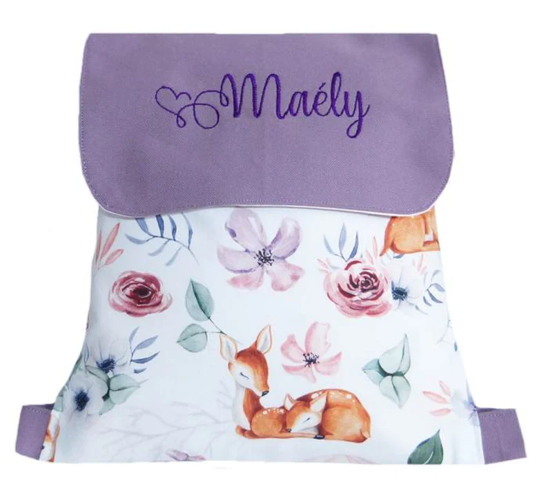 Un joli sac à doc pour une petite Maély par MerveilleuxSouvenir avec le tissu Biche et Montgolfière.