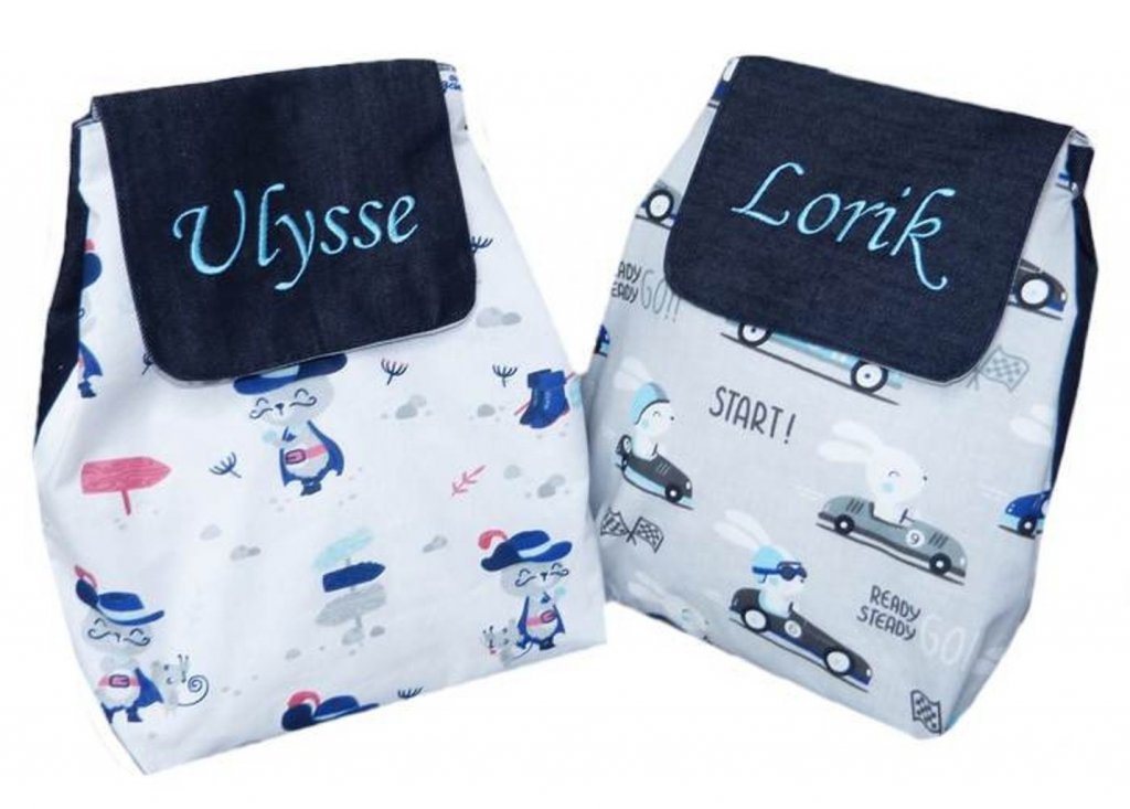 Deux nouveaux sac à dos avec le Tissu Chat en botte et le tissu Lapin voiture de course par MerveilleuxSouvenir.